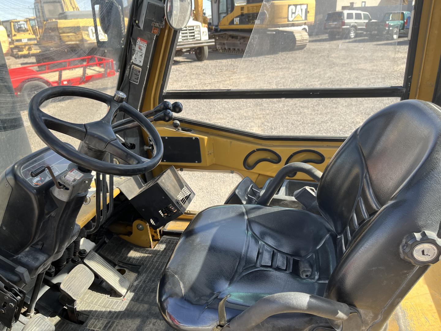 ./imagenes/INVOICE/2019/17989/MONTACARGAS CATERPILLAR GP40K (25).JPG